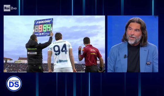 Adani su Pio Esposito: “Ha tanti pregi, qualcosa da colmare. Io lo definisco un…” Adani su Pio Esposito: “Ha tanti pregi, qualcosa da colmare. Io lo definisco un…” - immagine 1