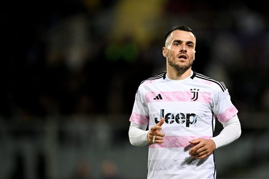 Kostic più vicino, ma resta il nodo sul contratto del calciatore. Le ultime- immagine 2