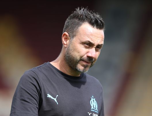 Roberto De Zerbi, allenatore dell'Olympique Marseille, durante l'amichevole precampionato contro il Sunderland (Foto di Nigel Roddis/Getty Images) De Zerbi Champions