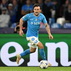 NAPLES, ITALY - NOVEMBER 08: Mario Rui of SSC Napoli during the UEFA Champions League match between SSC Napoli and 1. FC Union Berlin at Stadio Diego Armando Maradona on November 08, 2023 in Naples, Italy. (Photo by Francesco Pecoraro/Getty Images) mario rui