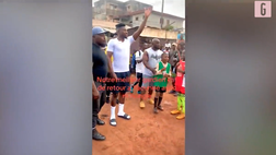 VIDEO Inter, Onana torna in Camerun dopo la Champions e gioca con i bambini