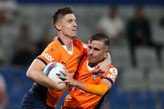 Krystof Piatek esulta con la maglia del Basaksehir. (Foto di Ahmad Mora/Getty Images) Esultanza Piatek (Basaksehir)