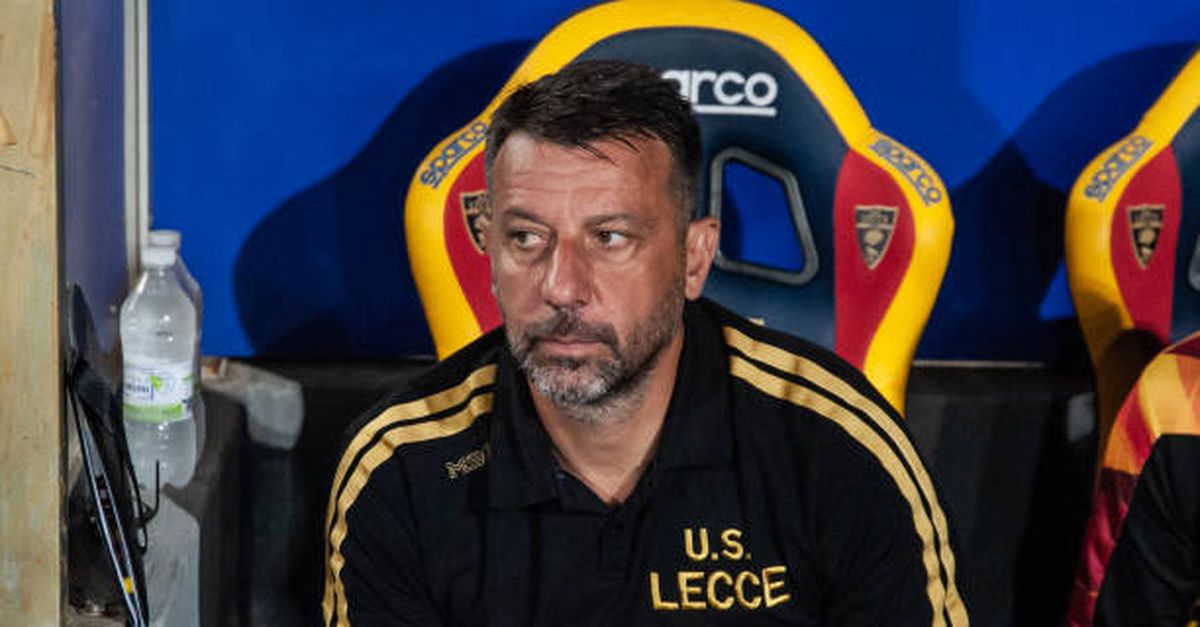 Lecce, D’Aversa: “Contro il Genoa scontro diretto fondamentale” Lecce, D’Aversa: “Contro il Genoa scontro diretto fondamentale”