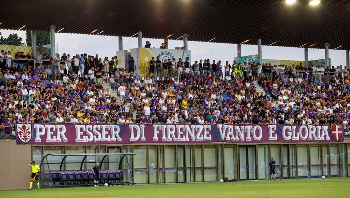 Ritiro al Viola Park, che successo! Ferrari: “Atmosfera straordinaria” - immagine 1