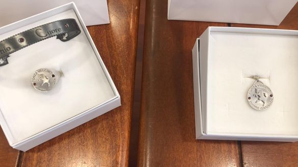 Gioielli granata a Casa Ugi, l’iniziativa benefica del Torino: “Importante aiutare i più bisognosi”- immagine 2