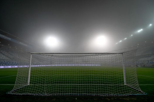 REGGIO NELL'EMILIA, ITALY - OCTOBER 23: A general view inside the Mapei Stadium ahead of the Serie A match between US Sassuolo and Torino FC at Mapei Stadium - Città del Tricolore on October 23, 2020 in Reggio nell'Emilia, Italy. (Photo by Alessandro Sabattini/Getty Images) Sassuolo-Torino 0-1: Linetty sbuca nella nebbia, granata avanti- immagine 2