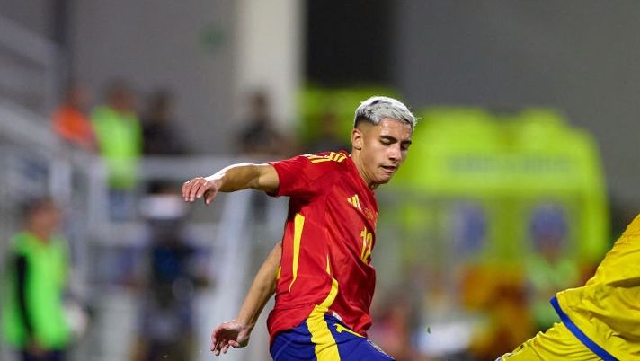 LA LINEA DE LA CONCEPCION, SPAIN - OCTOBER 10: Yeremay Hernandez of Spain in action during the UEFA European U21 Championship Qualifying match between Spain and Kazakhstan at Estadio Municipal de La Linea on October 10, 2024 in La Linea de la Concepcion, Spain. (Photo by Fran Santiago/Getty Images) Romano – Como, le ultime per Yeremay e Baturina: il punto sulle trattative - immagine 1