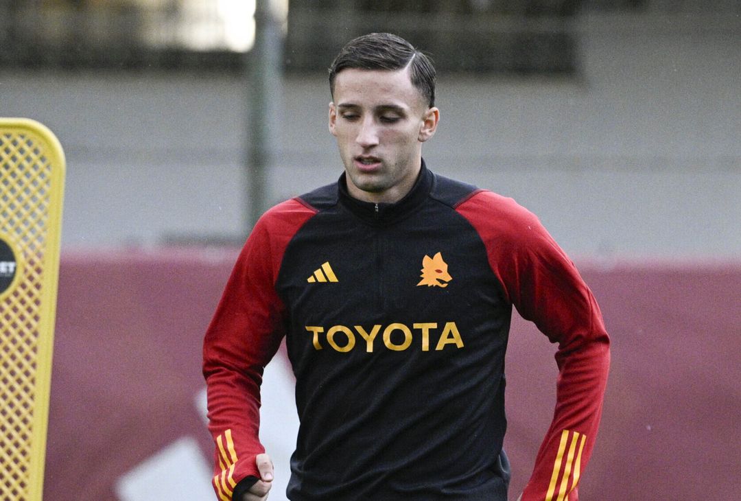 Trigoria, rifinitura prima di Roma-Monza: in gruppo Smalling – FOTO GALLERY - immagine 58