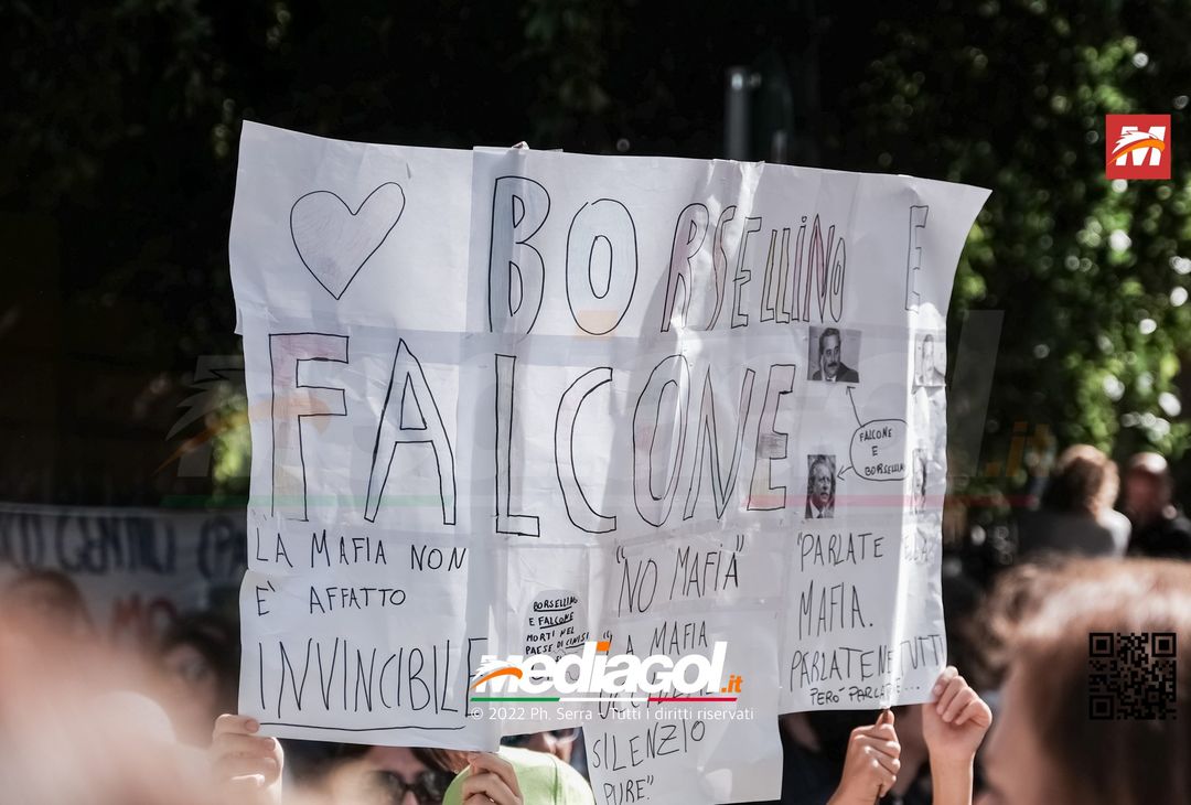 FOTO, 23 maggio: strage di Capaci trent’anni dopo nel ricordo di Falcone - immagine 17
