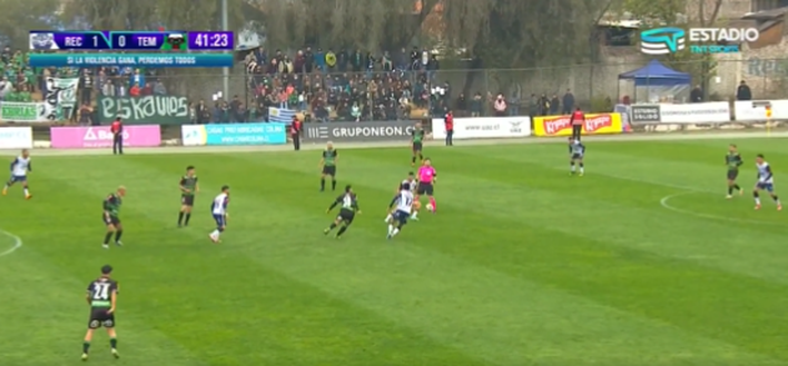 Cile, partita sospesa per un forte terremoto – Le urla della telecronista: “Si muove il campo” - immagine 1