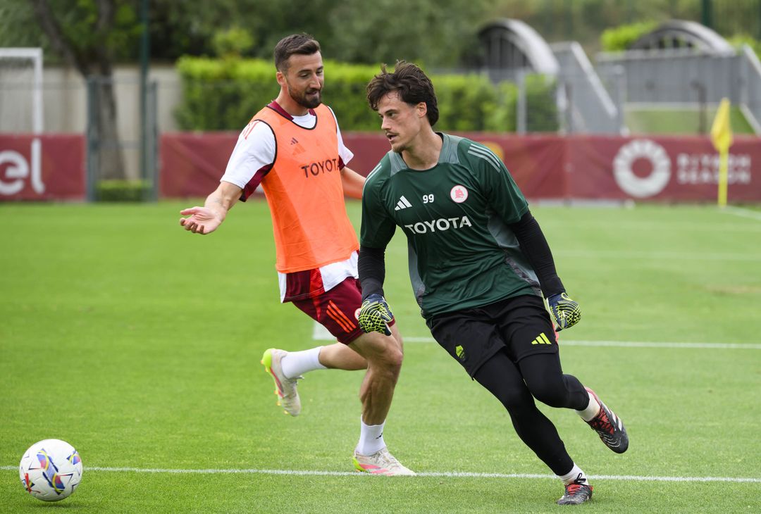 Trigoria, l’allenamento a tre giorni dalla gara con il Torino – FOTO GALLERY - immagine 15