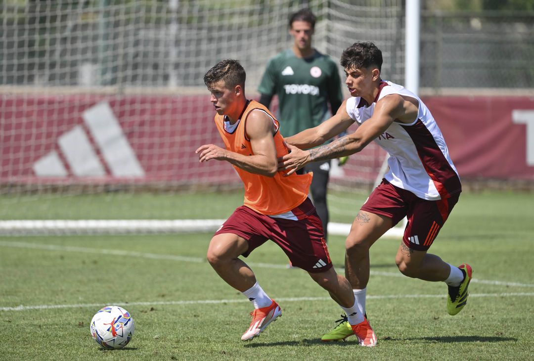 Roma, seduta di allenamento a Trigoria: il “benvenuto” a Soulé e Dahl – FOTO GALLERY - immagine 5