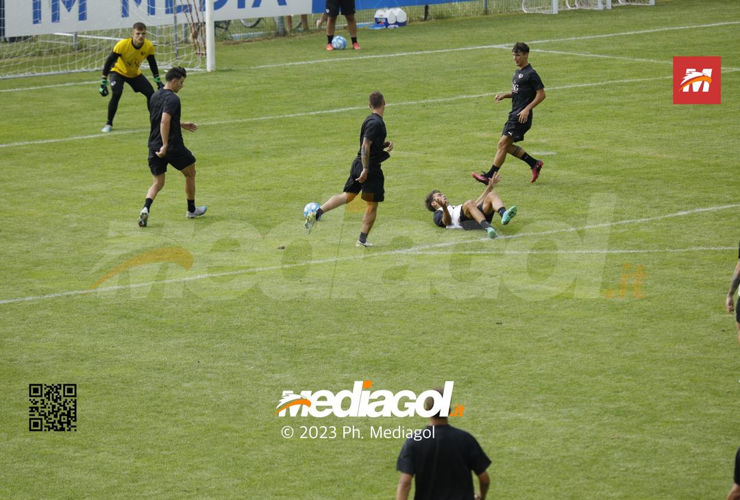 FOTO Ritiro Palermo, day 2: partitella e colloquio Corini-Rinaudo (Gallery) - immagine 34