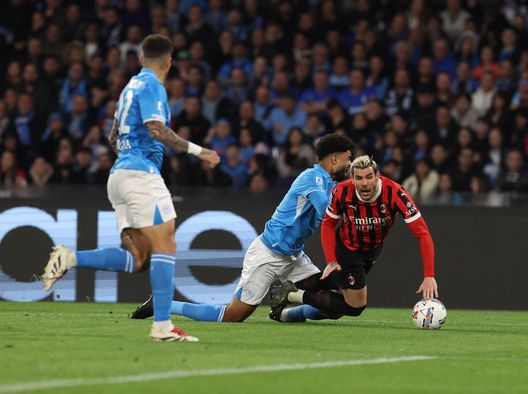 Non riesce la rimonta al Milan, il Napoli soffre e vince col batticuore: finisce 2-1 al Maradona- immagine 6