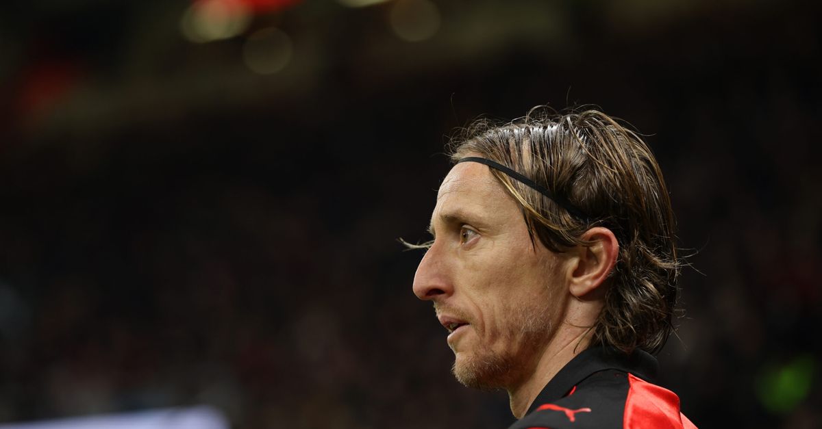 Moretto su Modric: “E’ iniziata l’opera di convincimento da parte del Milan” Moretto su Modric: “E’ iniziata l’opera di convincimento da parte del Milan”