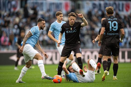 Getty Images Serie A, il Napoli batte la Lazio due a zero all’Olimpico: a segno Spinazzola e Rrahmani- immagine 2