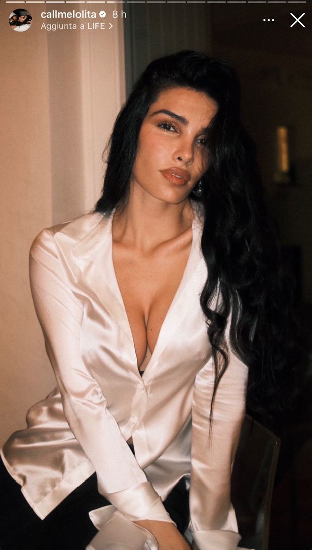 Jovana, scatto spettacolare. Lady Djordjevic scuote il web col suo decolleté- immagine 2