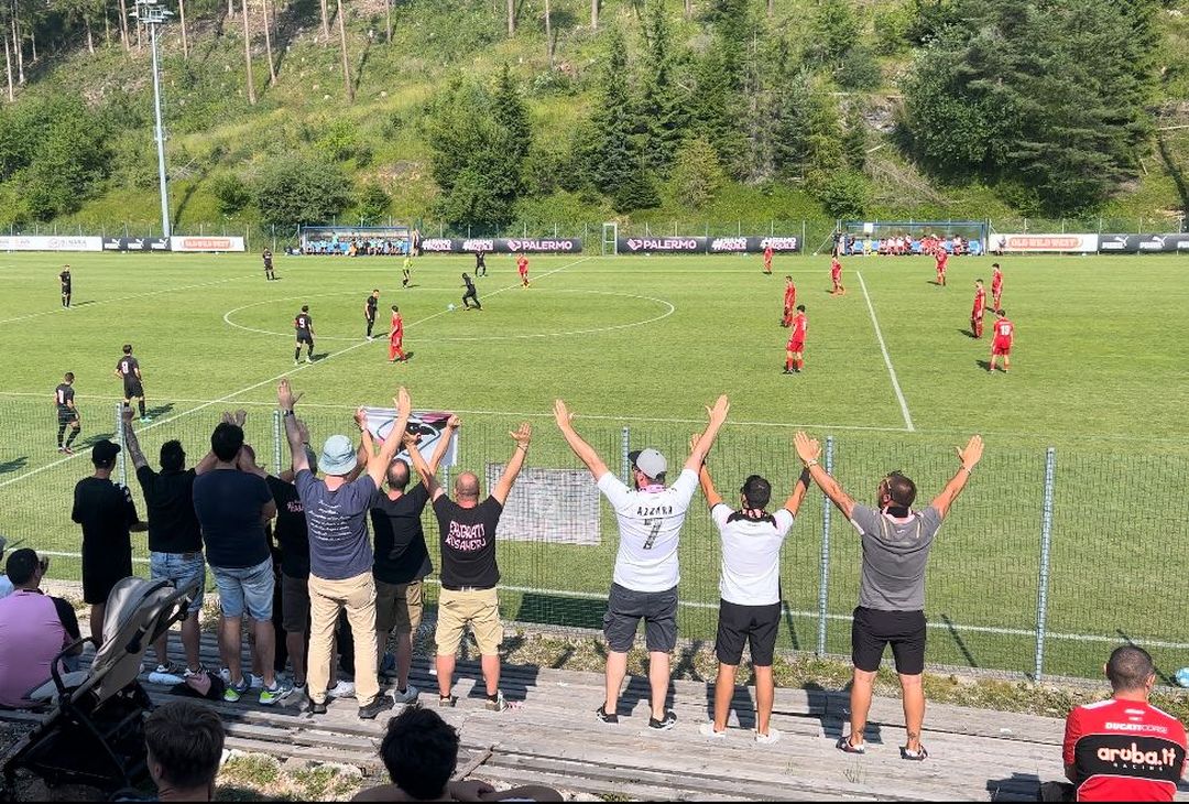 FOTOTIFO Palermo-Bassa Anaunia, gli scatti ai tifosi a Ronzone (GALLERY) - immagine 10