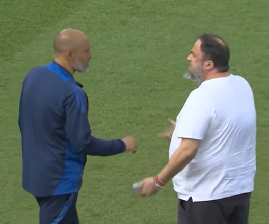 Marinakis rimprovera Nuno Espirito Santo (Nottingham Forest) Marinakis rimprovera Nuno Espirito Santo (Nottingham Forest) rimprovera Nuno Espirito Santo (Nottingham Forest) Video Facebook Stadium Astro