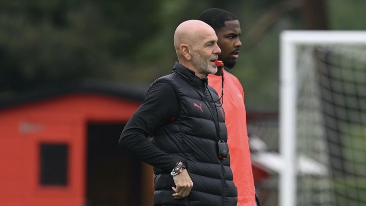 Pioli Maignan AC Milan allenamento Milanello
