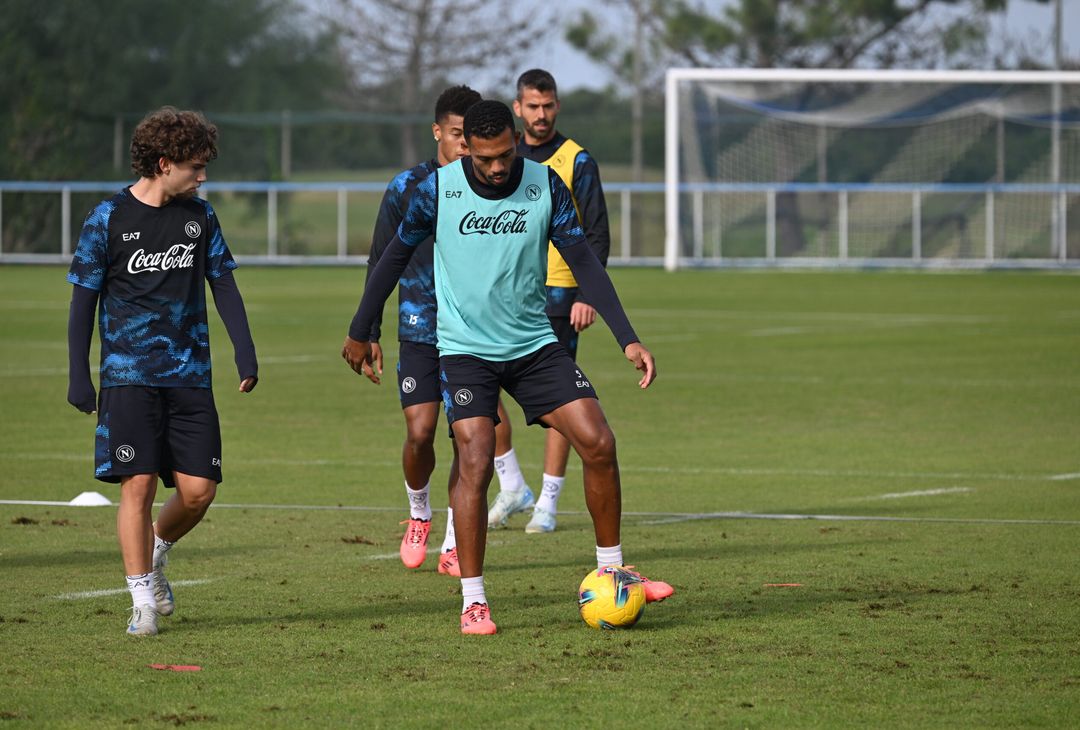 Allenamento a Castel Volturno senza i nazionali