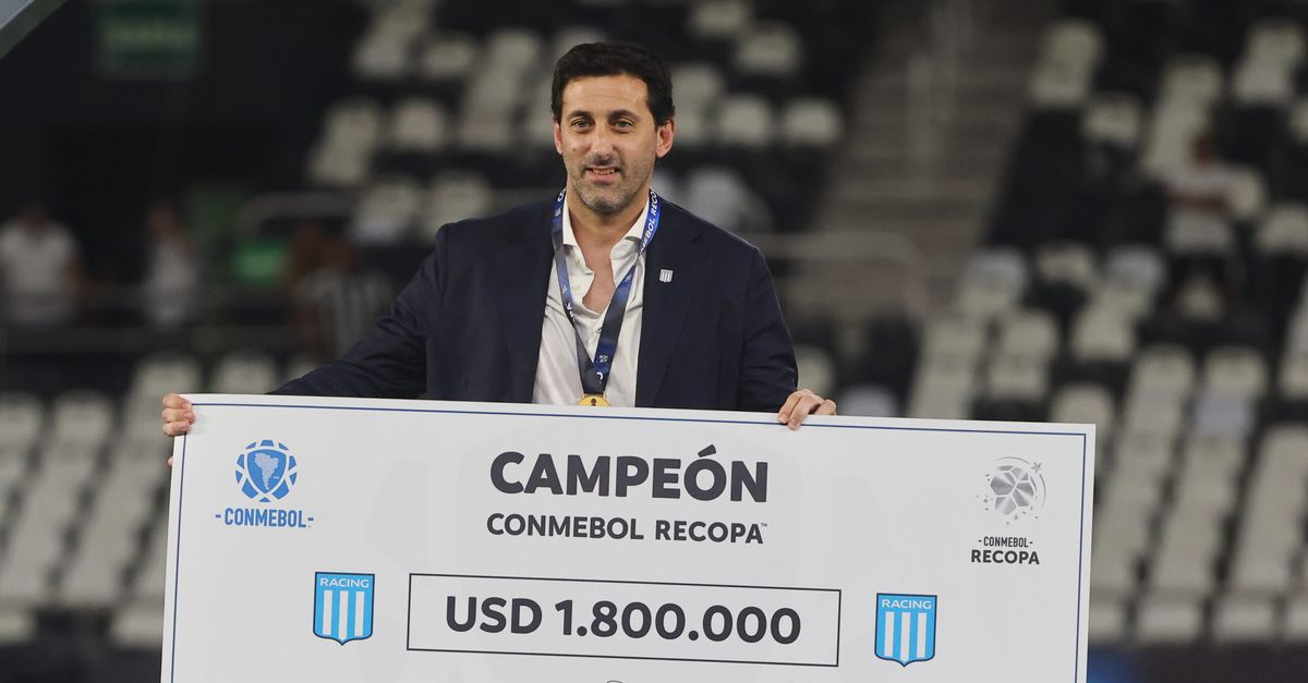 Milito, sgambetto all'Inter? "Per Lautaro porte sempre aperte nel mio Racing"