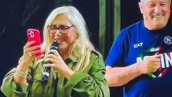Mara Venier chiama De Laurentiis al Peppi Night: “Non mandare via Starace!”