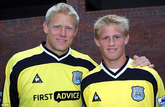 Schmeichel sgrida Amrabat: “Non sta giocando bene. Il gol preso è colpa sua”- immagine 2