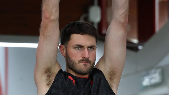 Santiago Giménez (attaccante AC Milan), qui durante una seduta di allenamento a Milanello | Milan News (Getty Images) Milan, verso il derby, iniziato il percorso di riatletizzazione di Gimenez