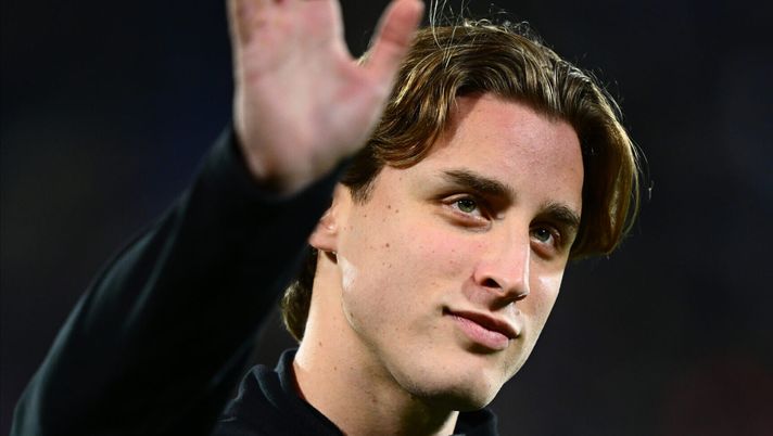 FLORENCE, ITALY - FEBRUARY 06: Edoardo Bove of Fiorentina attends before the Serie A match between Fiorentina and FC Internazionale at Stadio Artemio Franchi on February 06, 2025 in Florence, Italy. (Photo by Mattia Pistoia - Inter/Inter via Getty Images) Bove