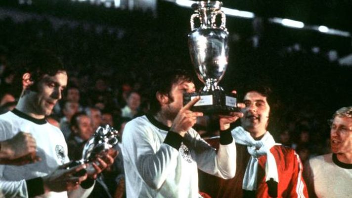 La UEFA cambia tutto: la Slovacchia del 1976 diventa campione d’Europa…a metà - immagine 1