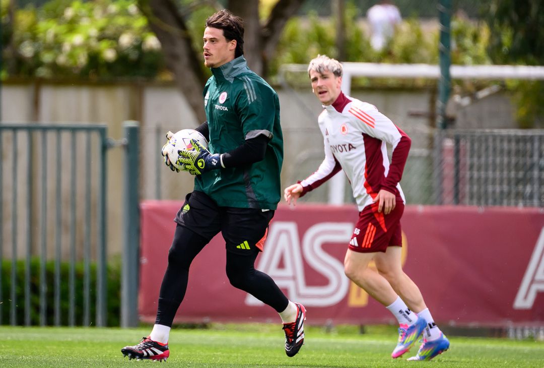 Trigoria, l’allenamento a tre giorni da Inter-Roma – FOTO GALLERY - immagine 6
