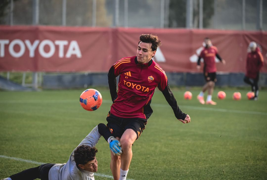 Trigoria, l’allenamento a due giorni da Roma-Como – FOTO GALLERY - immagine 20
