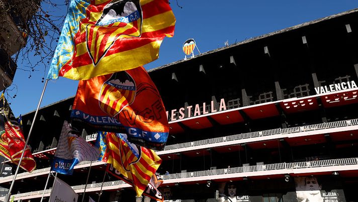 Il Valencia punisce il “razzista del settore 5”: il club avvia la procedura di espulsione dal Mestalla - immagine 1
