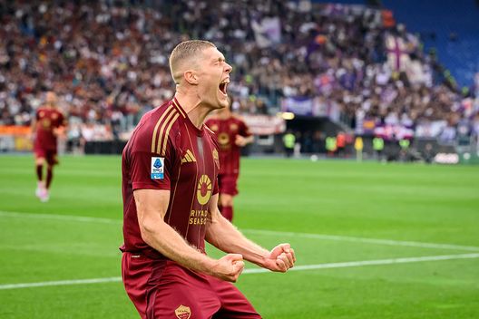 Dovbyk, un nuovo Re dell’Est al Milan: il gigante che rincorre l’ombra di Sheva- immagine 4