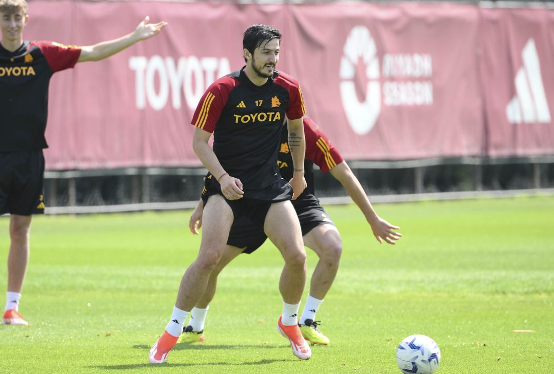 Verso Roma-Genoa, l’allenamento a Trigoria: individuale per Dybala – FOTO GALLERY - immagine 8