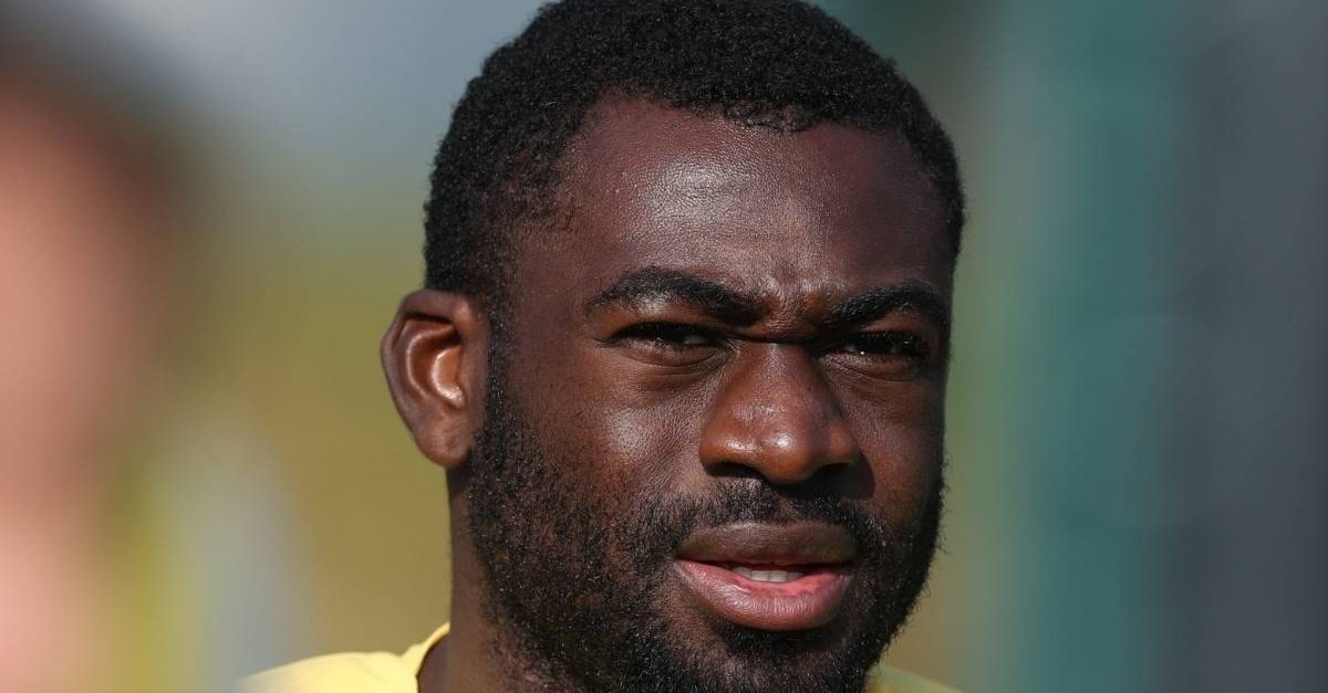 Fofana sicuro: “Come giocatori del Milan dobbiamo pensare ogni anno allo Scudetto, è normale” Fofana sicuro: “Come giocatori del Milan dobbiamo pensare ogni anno allo Scudetto, è normale”