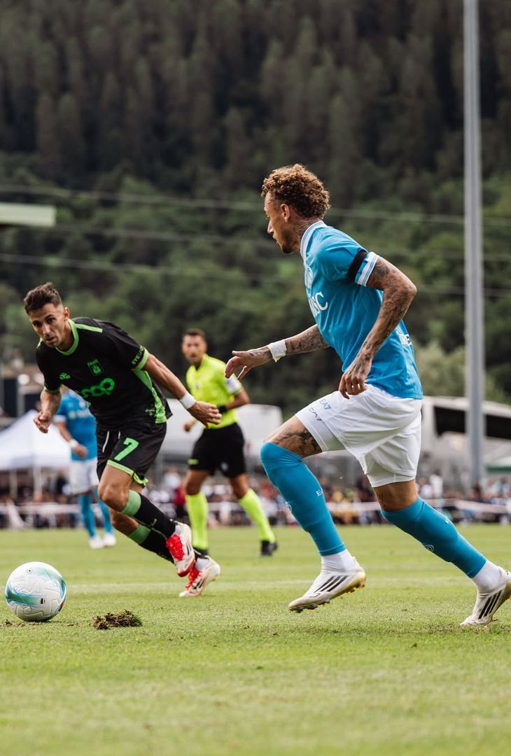 Napoli avanti 2-0 col Catanzaro