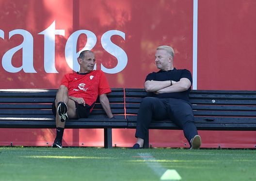 CAIRATE, ITALY - JULY 11: Head coach AC Milan Massimiliano Allegri and sporting director AC Milan Igli Tare look on during AC Milan medical tests at Milanello sports center on July 11, 2025 in Milan, Italy. (Photo by Claudio Villa/AC Milan via Getty Images) Oggi a Milanello