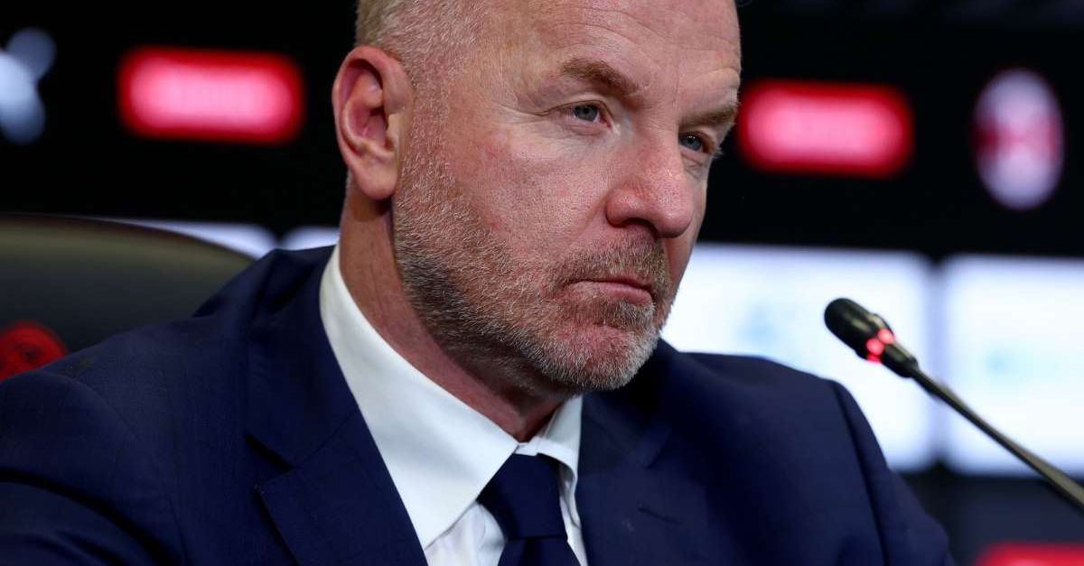 Calciomercato Milan, Pellegatti: ” Siamo lenti! Siamo sicuri che Tare …” Calciomercato Milan, Pellegatti: ” Siamo lenti! Siamo sicuri che Tare …”