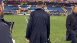 Tutto pronto a Marassi: capitan Di Lorenzo testa il terreno di gioco