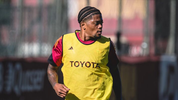 ROME, ITALY - NOVEMBER 04: AS Roma player Leon Bailey during training session at Centro Sportivo Fulvio Bernardini on November 04, 2025 in Rome, Italy. (Photo by Luciano Rossi/AS Roma via Getty Images) Roma, si avvicina la Cremonese: le novità di oggi su Bailey. Tre forfait certi e due recuperi - immagine 1