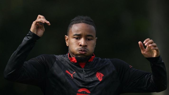 Allenamento Milan, le ultime sulle condizioni di tre infortunati. Allegri non può sorridere