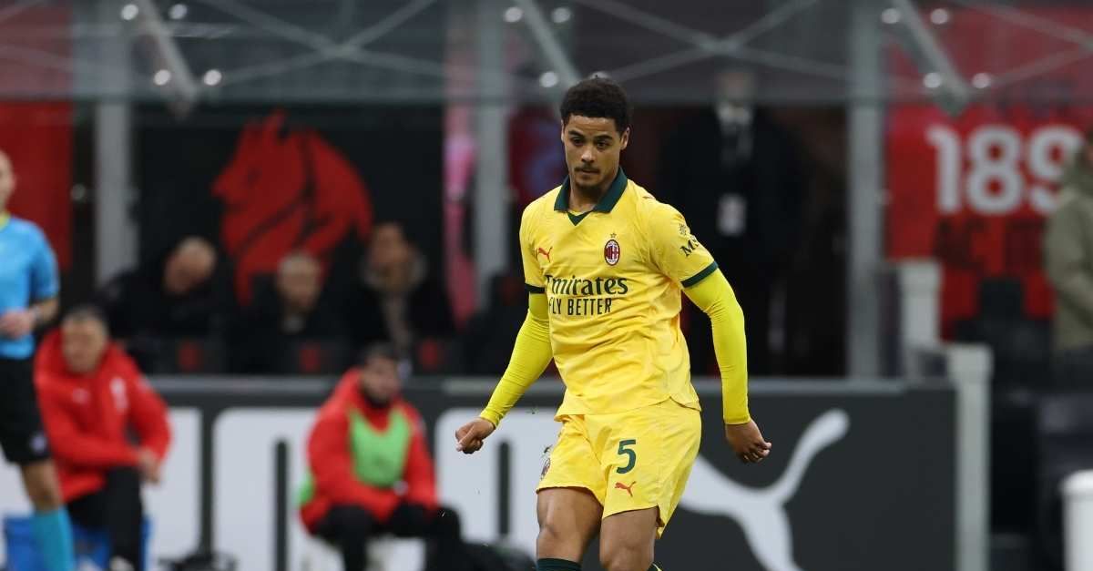 tegola milan poco prima del parma si fa male gabbia al suo posto de winter da Pianetamilan.it tegola milan poco prima del parma si fa male gabbia al suo posto de winter