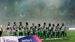 Terrore in Colombia, polizia colpita dai lanciarazzi nella finale di Copa Betplay