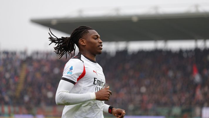 Rafael Leao (attaccante AC Milan), qui durante Cremonese-Milan 0-2 (Serie A 2025-2026) | News (Getty Images) Milan, Leao post Cremonese: “Sto bene fisicamente, ma non solo al 100%” - immagine 1