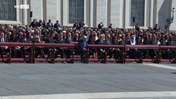 VIDEO/ Funerali Papa Francesco, i leader seduti sui palchi