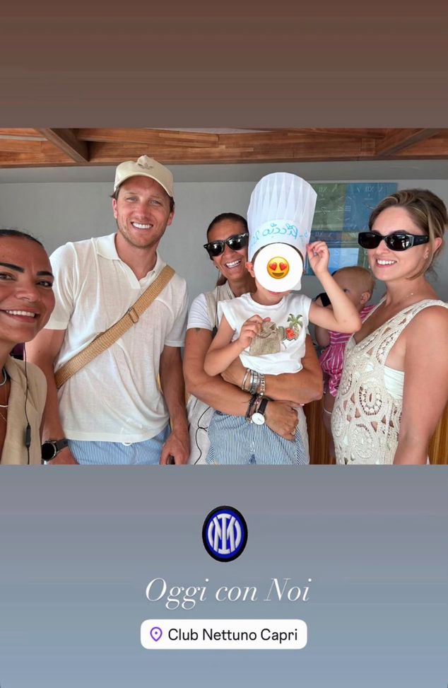 SOCIAL – Inter, momento relax per Zielinski: vacanza a Capri con la famiglia- immagine 4
