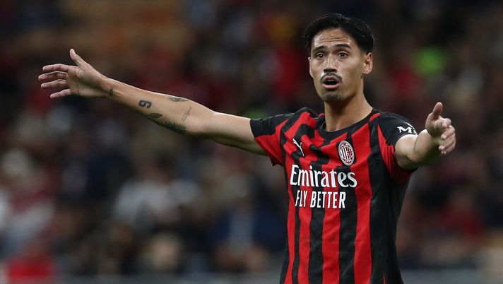MILAN, ITALY - MAY 24: Tijjani Reijnders of AC Milan gestures during the Serie A match between AC Milan and AC Monza at Stadio Giuseppe Meazza on May 24, 2025 in Milan, Italy. (Photo by Marco Luzzani/Getty Images) reijnders-addio-milan-manchester-city-sogno-spezzato-centrocampista-gentiluomo-seedorf
