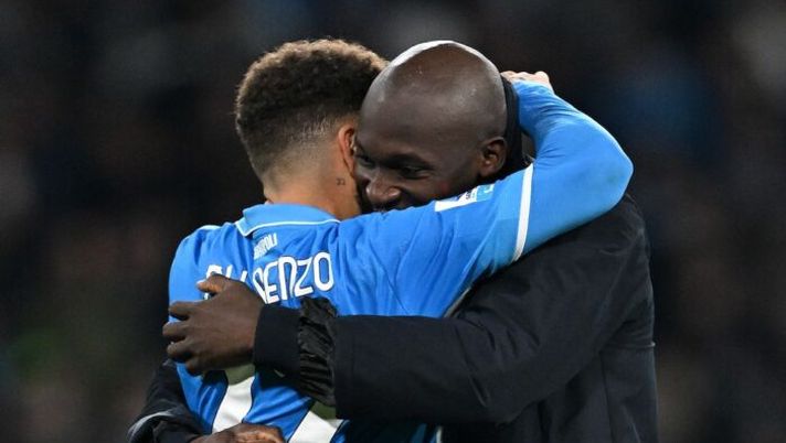 Politano in tribuna! Conte: “Ecco i tempi per Di Lorenzo. Come sta Lukaku e la coppia con Hojlund…” - immagine 1